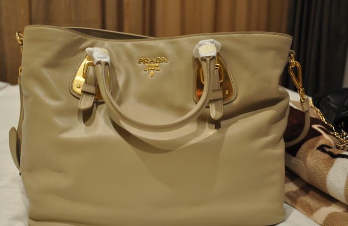 香港归来，晒物喽！prada、lancel