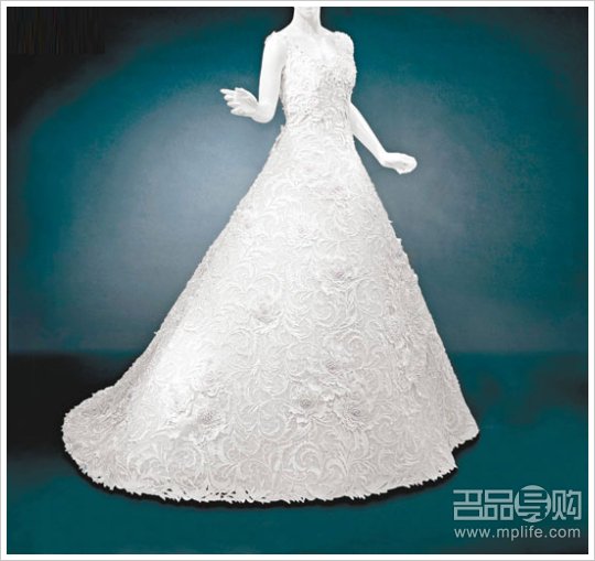 MIKIMOTO120周年纪念珠宝预览
