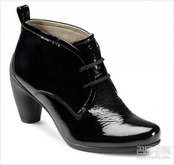 ecco无缝高踭鞋让你又跑又跳
