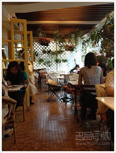 湾仔秘密花园Cafe Eos Club