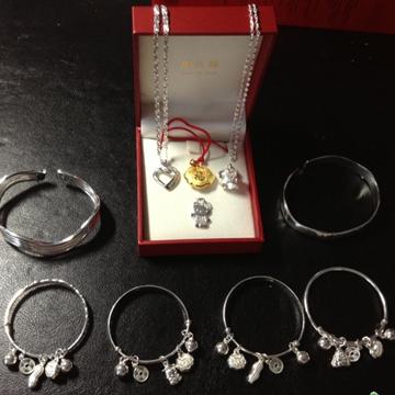 香港晒货：两天暴走HK扫货 晒正生bb银镯