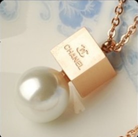 香港专柜代购包邮:Chanel\/香奈儿方块珍珠项链