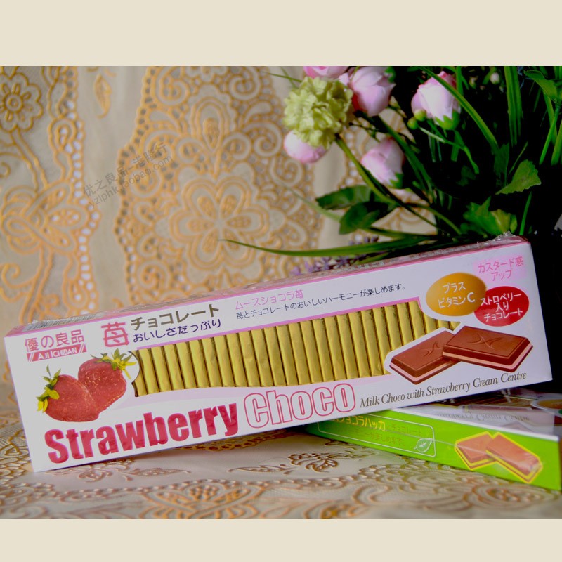 正宗香港优之良品进口食品专卖草莓朱古力休闲