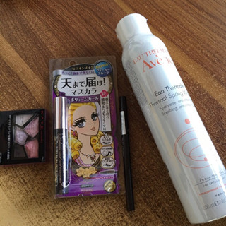 香港晒货：暴走HK归来分享一下购回来的宝贝（雅漾、V7素颜霜、安耐晒、伊思等）