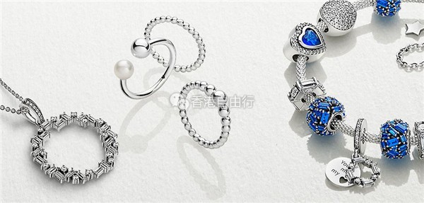 chr18-wintercollection-space-necklace-purely-rings-space-bracelet.jpg