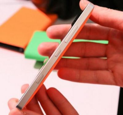 诺基亚Lumia 930港行开卖国行7月上市无望